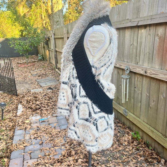 Ronnie Salloway Cardigan, Open Front Tailored Fit. NWOT! Size S/M - Picture 3 of 9